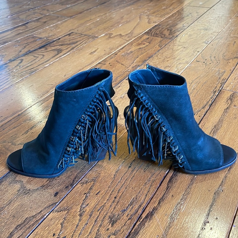 New! Dolce Vita shoes. Size 7.5. Brand new in box.